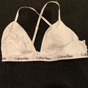 Medium Calvin Klein bralette